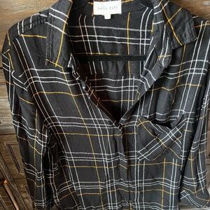 Bella Dahl Button Down Shirt Size M